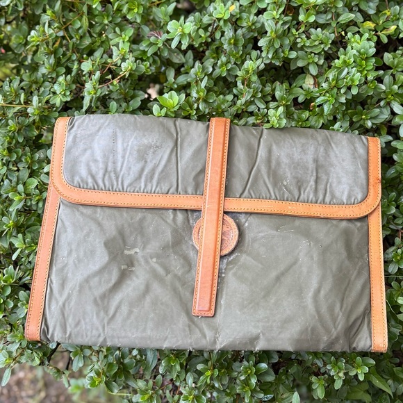 Free Hunting World Bag Now FOLLOW SOCIAL @theBagriculture - Picture 1 of 1